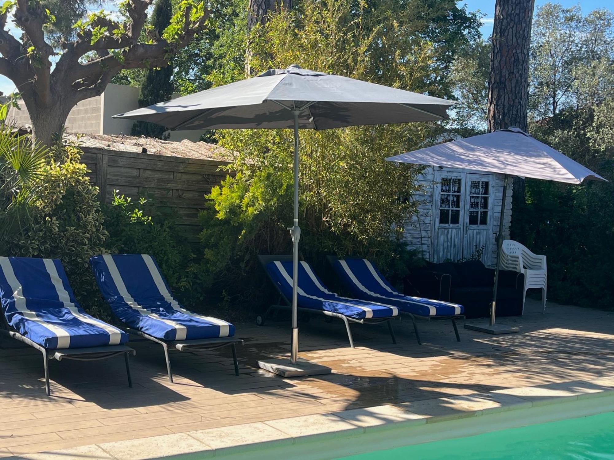 Chambre Seville - Mas Saint-Louis - Piscine Chauffee Aigues-Mortes Exterior photo