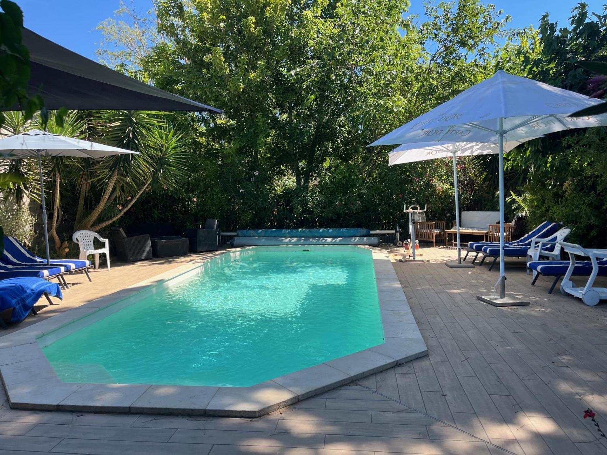 Chambre Seville - Mas Saint-Louis - Piscine Chauffee Aigues-Mortes Exterior photo